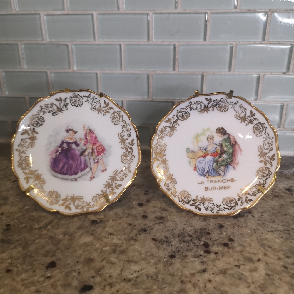 A Pair Of Vintage Limoges France 3.5" Plates With Metal stand/ Hanger, Gold Rim